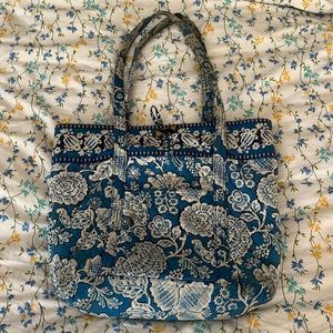 Vera Bradley overnight bag blue pattern